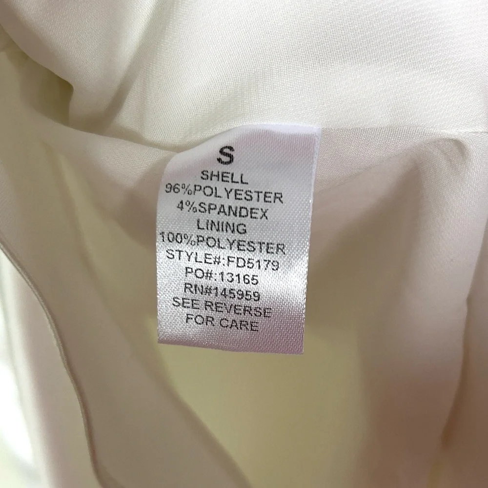 DRESS FORUM kelsey asymmetrical ruffle hem maxi dress in white 4 - Picture 11 of 12